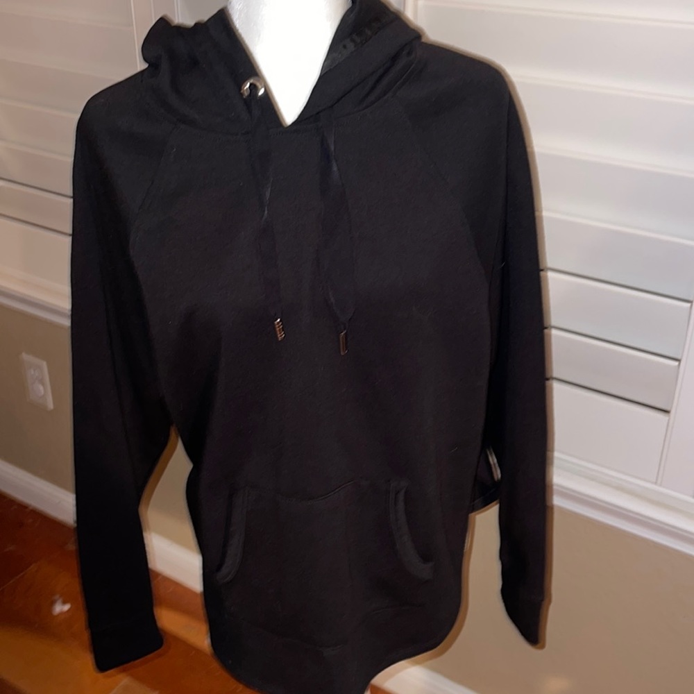 EUC Victoria sport hoodie